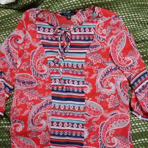 5 for $25 Zac & Rachel Petite Top - Picture 2 of 7